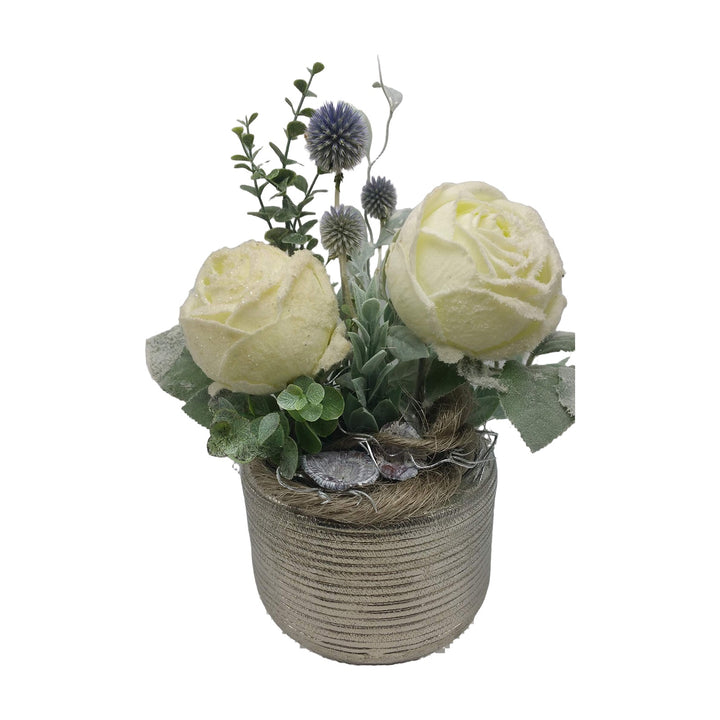 Freigestellt Seidenblumengesteck Wintergesteck Eis-Rosen Distel Gräser weiß creme