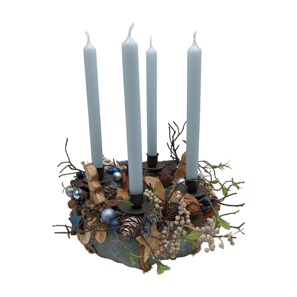 Freigestellt Weihnachtsgesteck Adventskranz Zapfen Sterne Kerzen hellblau creme natur