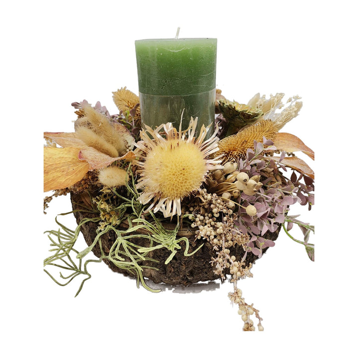 Freigestellt Weihnachtsgesteck Adventsgesteck Kerze Distel Gräser Beeren ocker grün