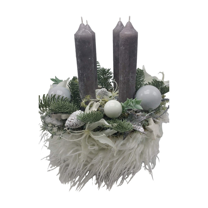 Freigestellt Weihnachtskranz Adventskranz Kerzen Kugeln Zapfen Sterne grau weiß
