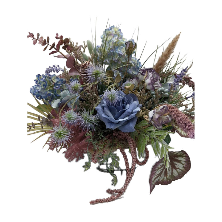Freigestellt Herbstgesteck Rose Hortensie Eukalyptus Gräser blau lila