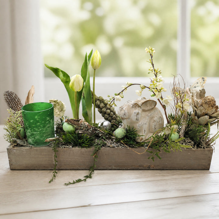 Szene Ostergesteck Hase Tulpen Eier Teelicht grün natur