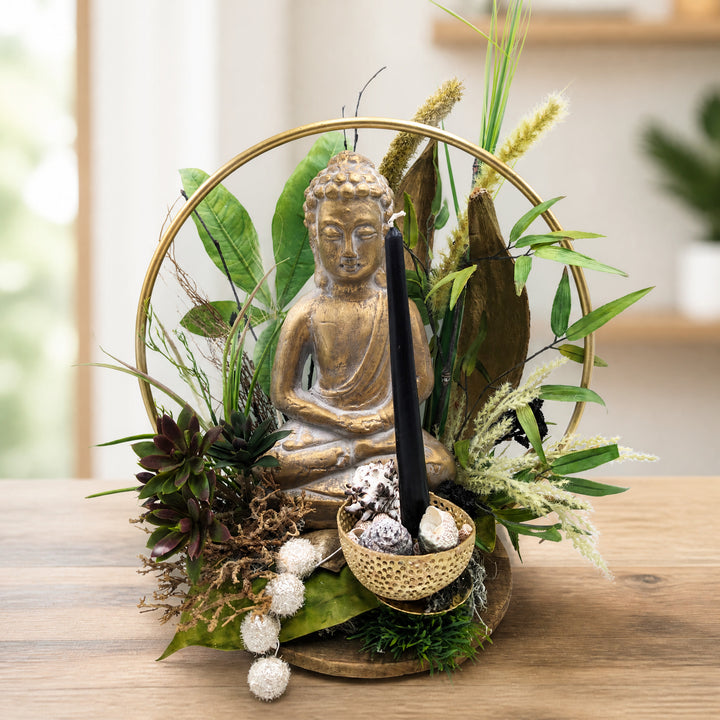 Szene Dekogesteck Buddha Sukkulenten Muscheln im Goldring gold grün