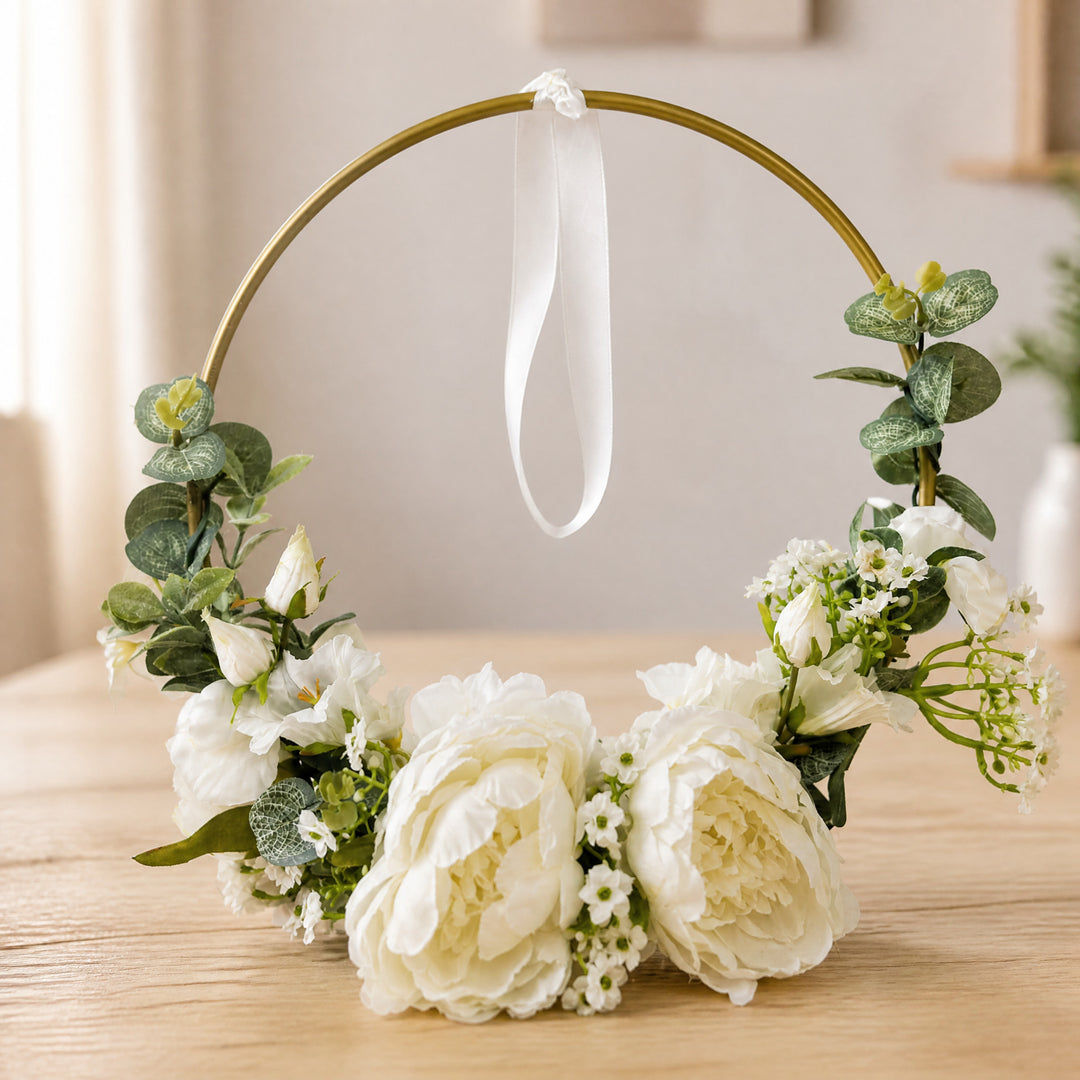 Türkranz Hochzeit weiß, Pfingstrosen & Eukalyptus, 30 cm
