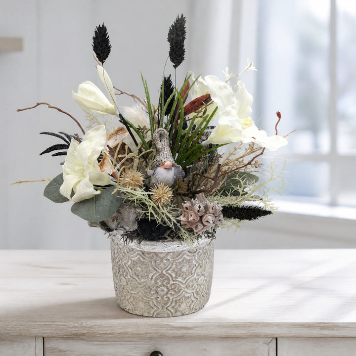 Szene Wintergesteck Wichtel Amaryllis Gräser weiß creme