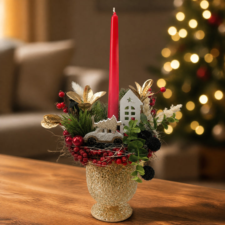 Szene Weihnachtsgesteck Kerze Haus Auto Kugel rot gold
