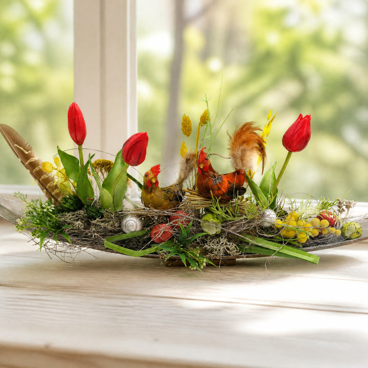 Szene Ostergesteck Hahn Huhn Tulpen Eier Schnecke rot gelb