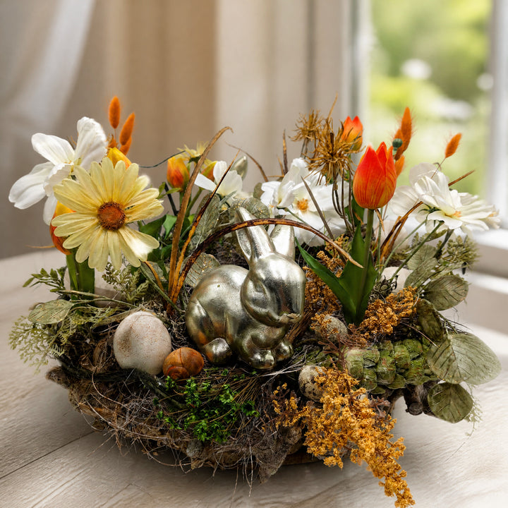 Szene Osterkranz Hase Tulpen Schnecke Eier orange weiß