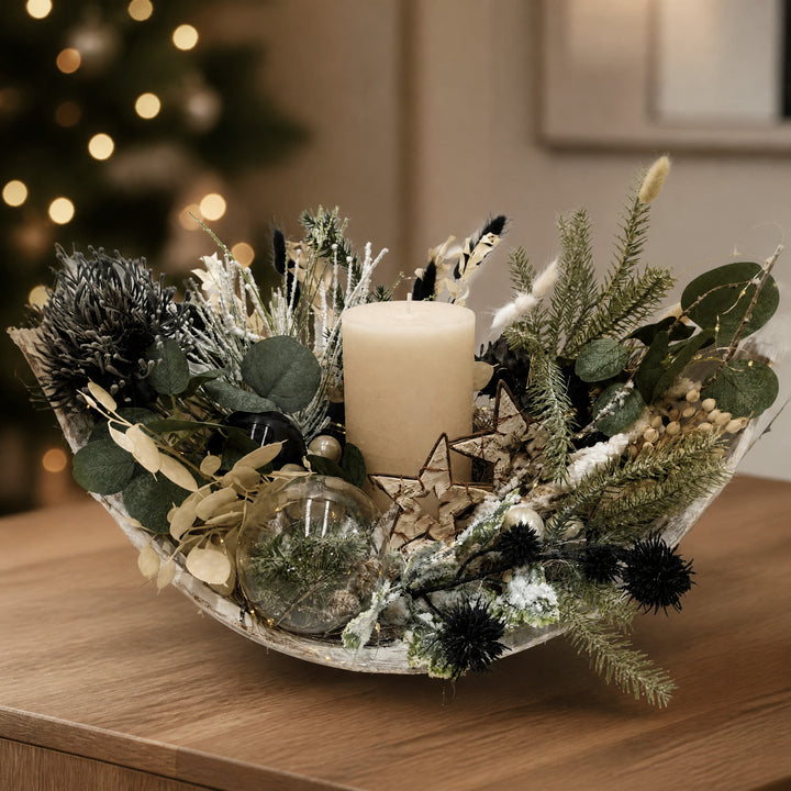 Szene Weihnachtsgesteck LED Kugel Stern Eukalyptus schwarz creme