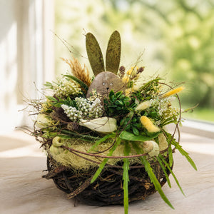 Szene Ostergesteck Hase Hyazinthen Schnecke gelb weiß