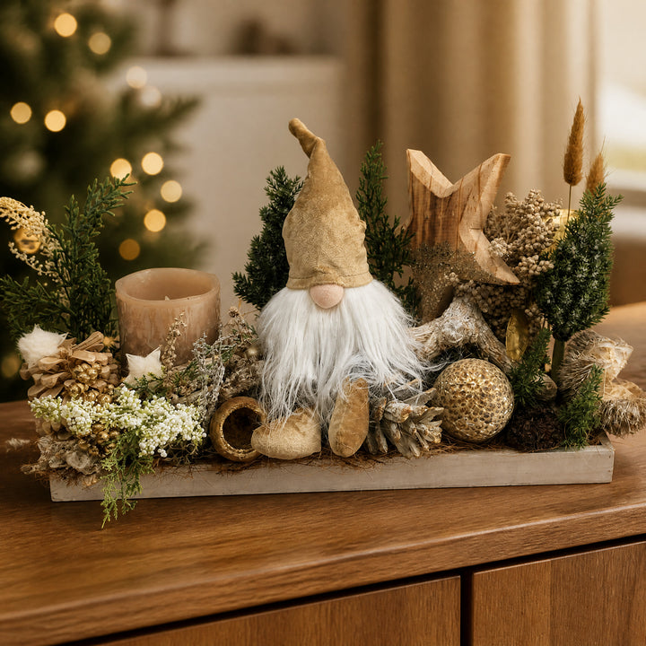 Szene Weihnachtsgesteck Wichtel LED Kerze Stern Kugel natur gold