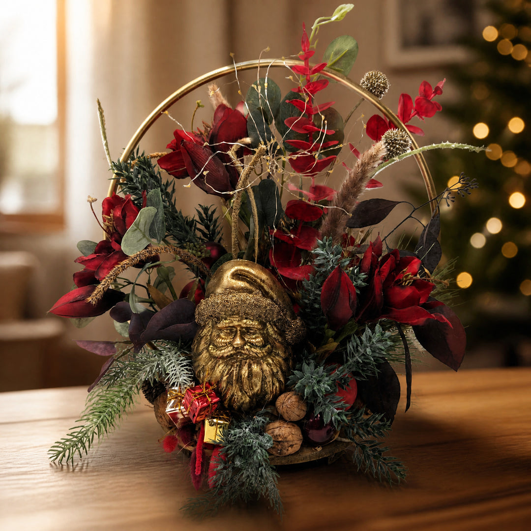 Szene Weihnachtsgesteck Weihnachtsmann Amaryllis Kugeln LED gold rot