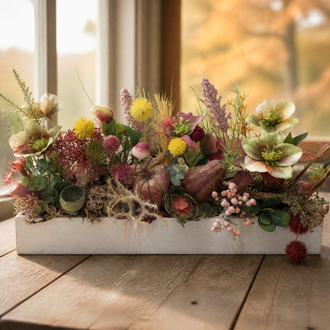 Szene Herbstgesteck Christrosen Kürbis Pilze altrosa lila