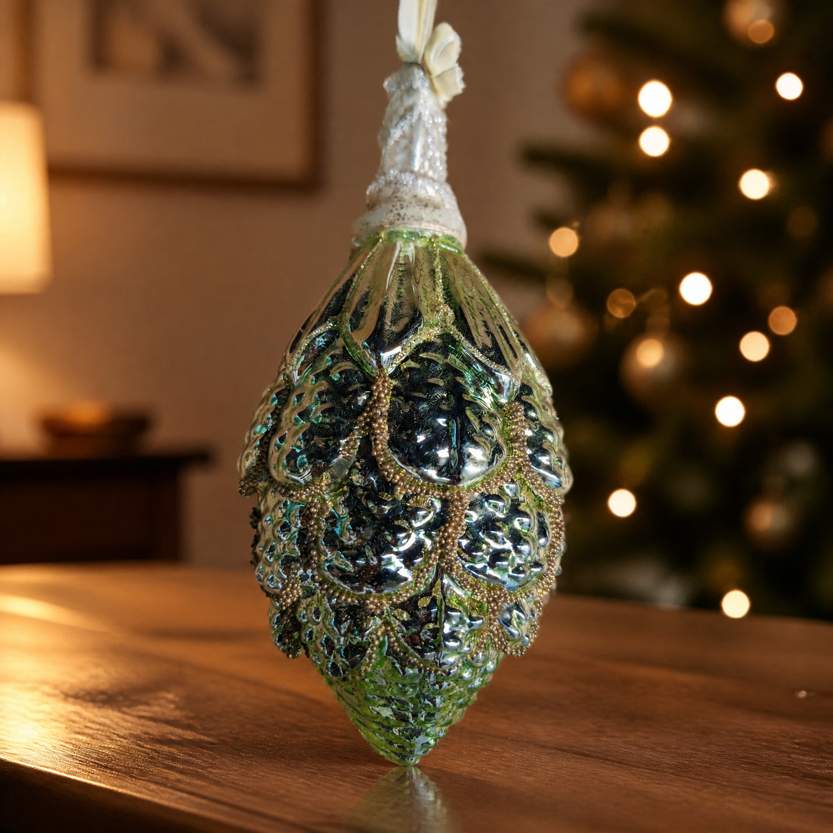 Szene Weihnachtskugel Zapfen Glas grün silber gold 18 cm