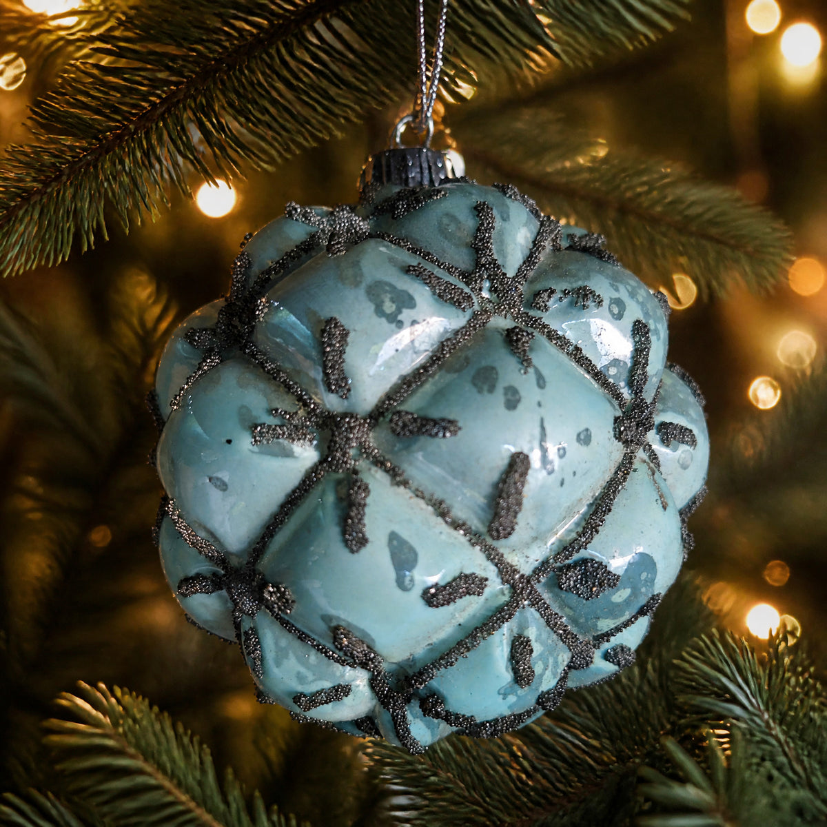 Szene Weihnachtskugel Rautenmuster mint silber Ø 9 cm