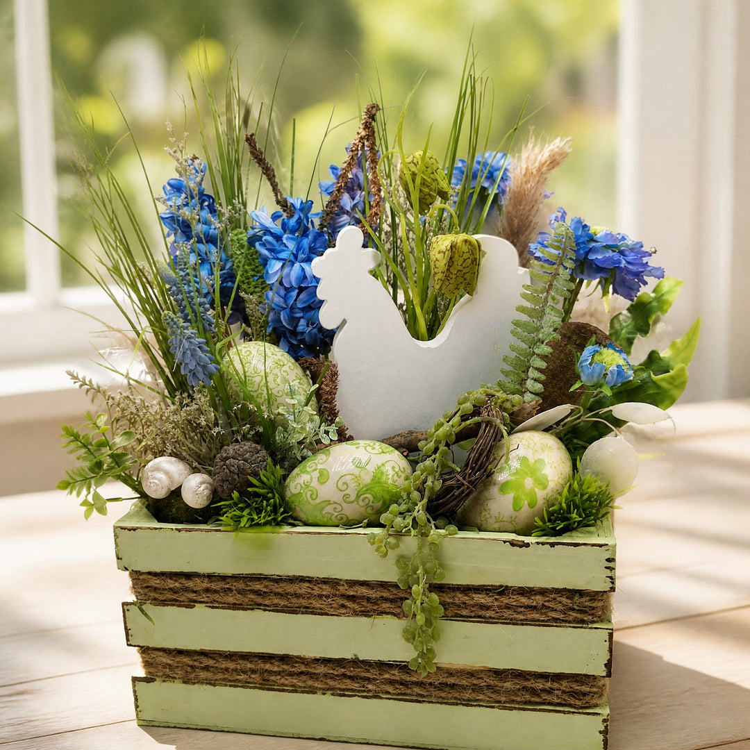 Szene Ostergesteck Frühlingsgesteck Huhn Eier Hyazinthen blau grün