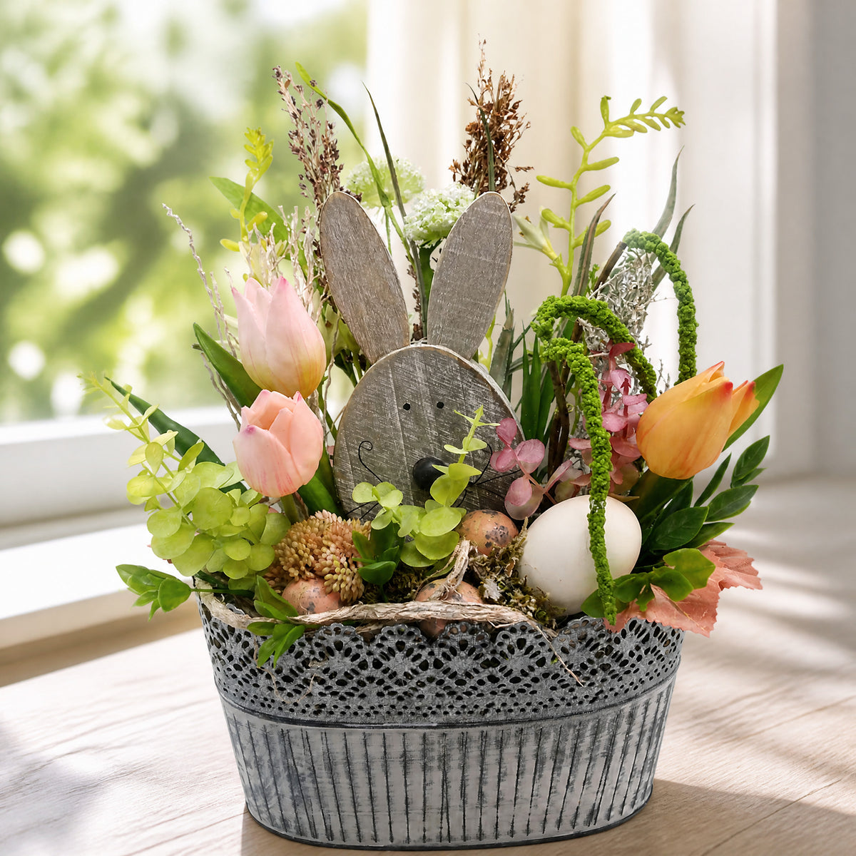 Szene Ostergesteck Hase Tulpen Eukalyptus Eier rosa grau