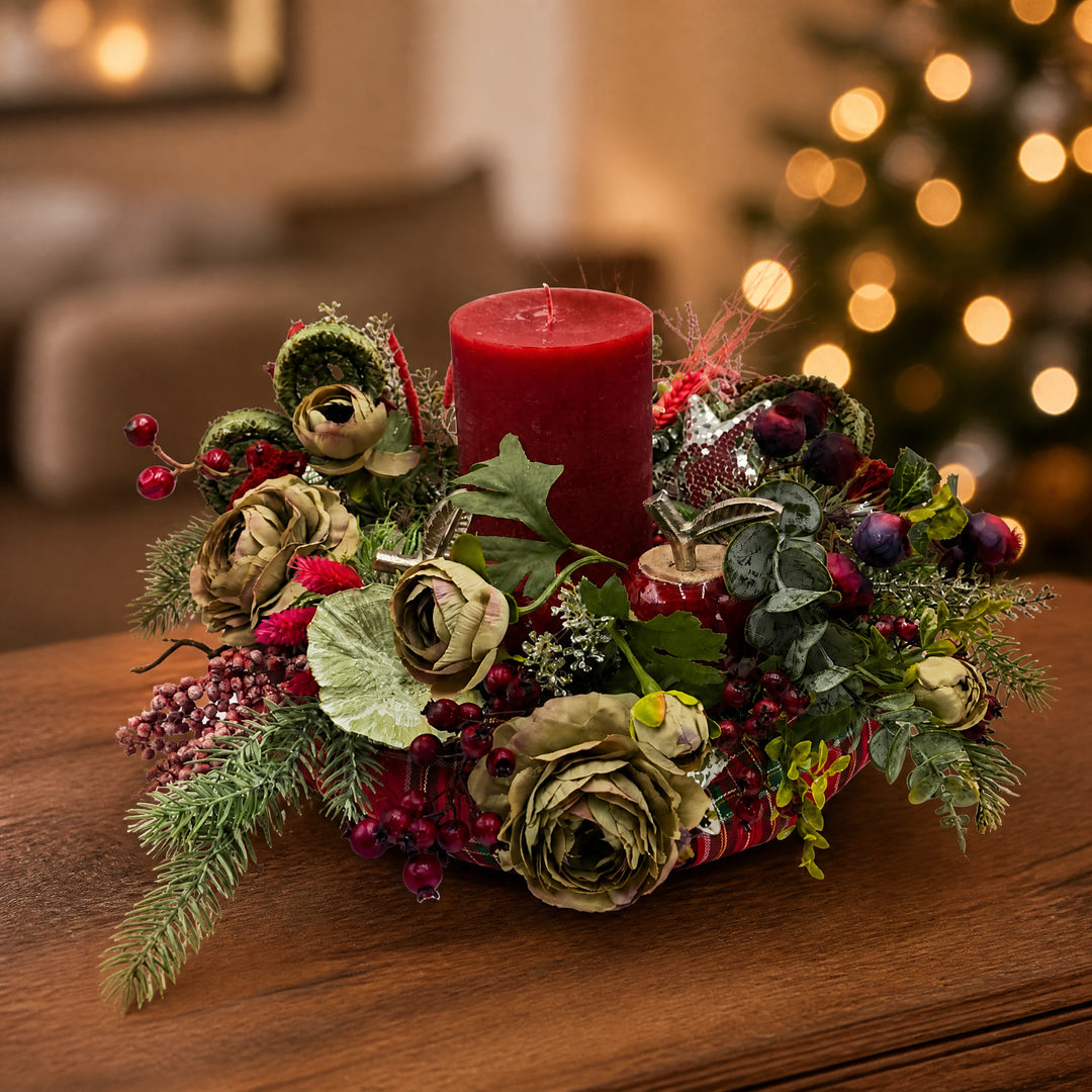 Weihnachtsgesteck rot grün mit Kerze, Rosen & Apfel, 36 cm