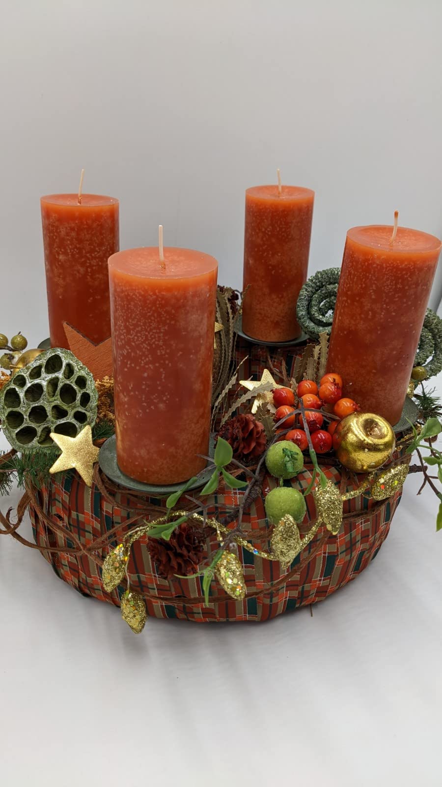 Weihnachtsgesteck Adventskranz Adventsgesteck Stern Apfel Kerze Banksia Beeren Tanne orange gold