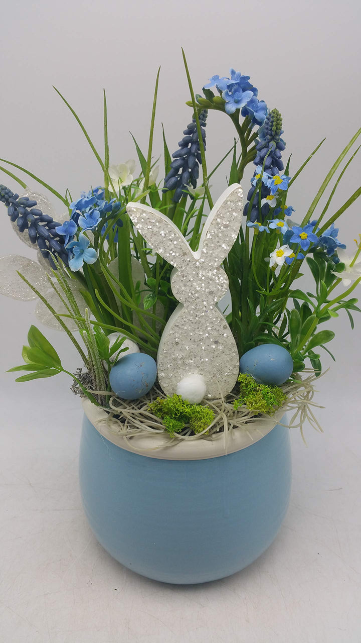 Seidenblumengesteck Osterdeko Frühlingsdeko Eier Hase Traubenhyazinthen blau