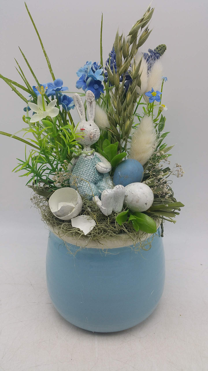 Seidenblumengesteck Osterdeko Frühlingsdeko Eier Hase Blüten Gräser blau