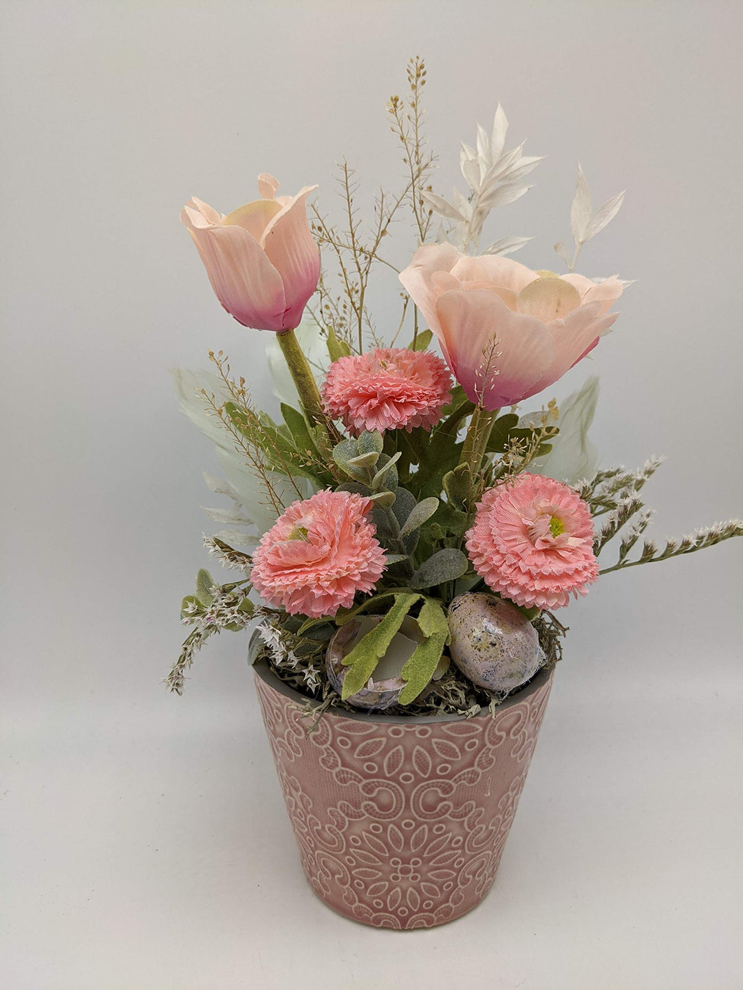 Seidenblumengesteck Osterdeko Frühlingsgesteck Blumendekoration Anemone Bellis Eier rosa