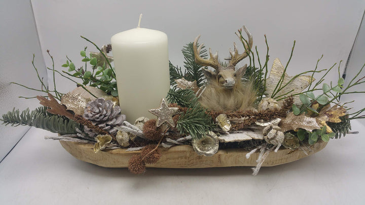 Weihnachtsgesteck Adventsgesteck Kunstfloristik Kerze Hirsch Sterne Zapfen Pilze