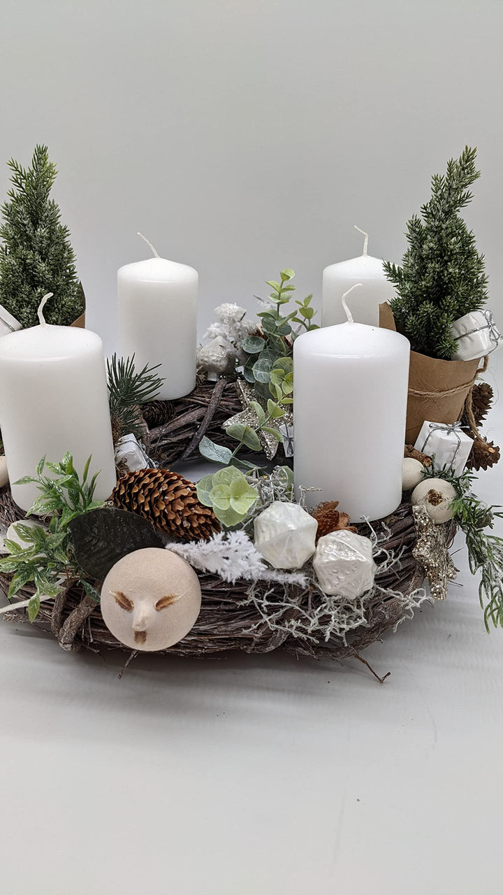 Weihnachtskranz Adventskranz Adventsgesteck Tannenbäumchen Kerzen Silberblatt weiß