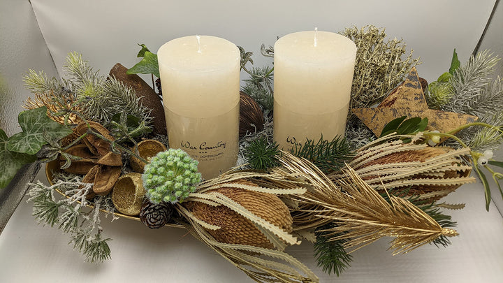 Weihnachtsgesteck Advent Adventsgesteck Wintergesteck Kerzen Banksia Stern Efeu gold XL