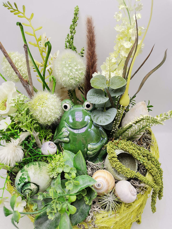 Gesteck Sommergesteck Sommerdeko Frosch Schnecken Allium Gräser grün